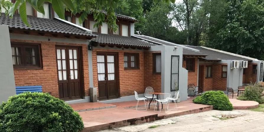 Cabanas Bosques Del Centro Mina Clavero Bagian luar foto